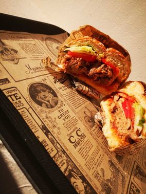 sandwich au boeuf fumé